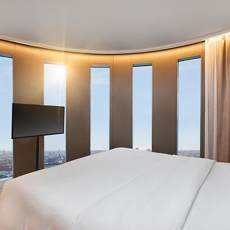 Hyperion Hotel Muenchen Экстерьер фото A bedroom at the hotel