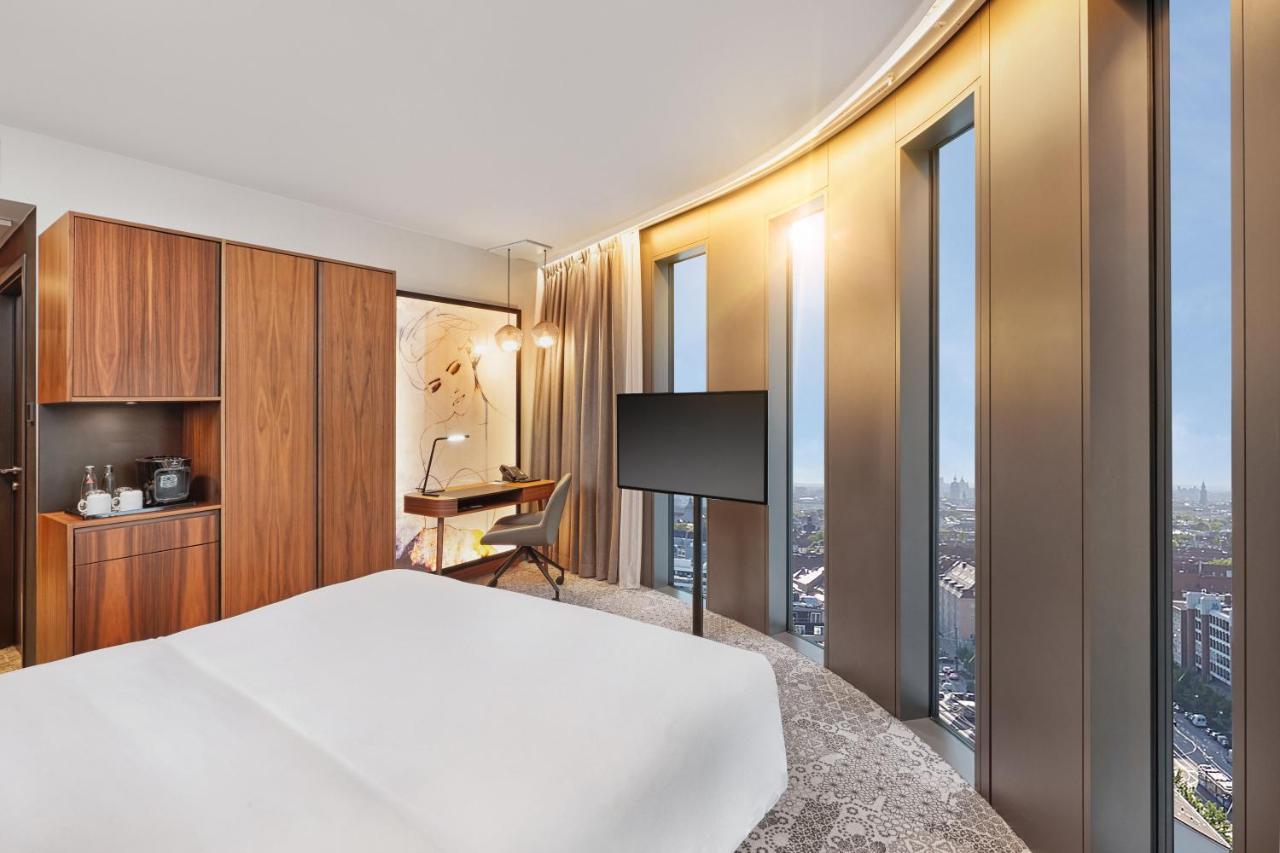 Hyperion Hotel Muenchen Экстерьер фото A bedroom at the hotel