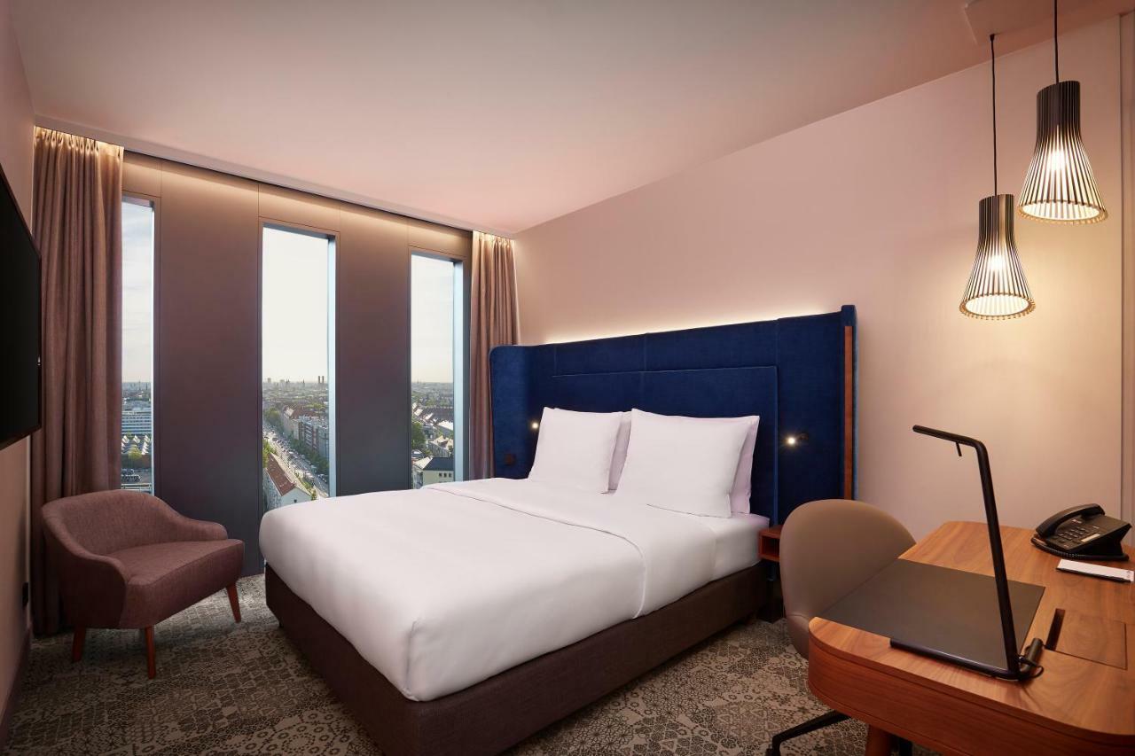 Hyperion Hotel Muenchen Экстерьер фото A room at the hotel