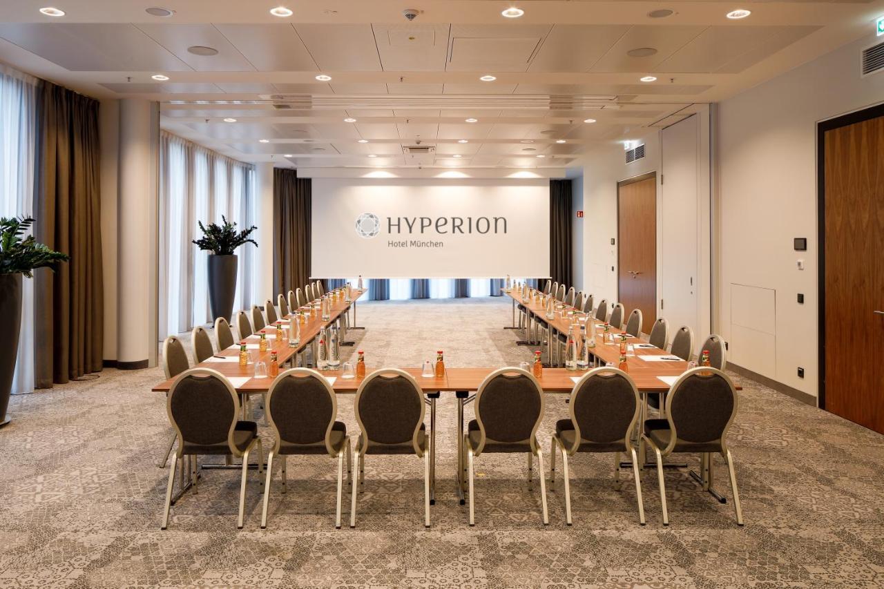 Hyperion Hotel Muenchen Экстерьер фото U-shaped table layout